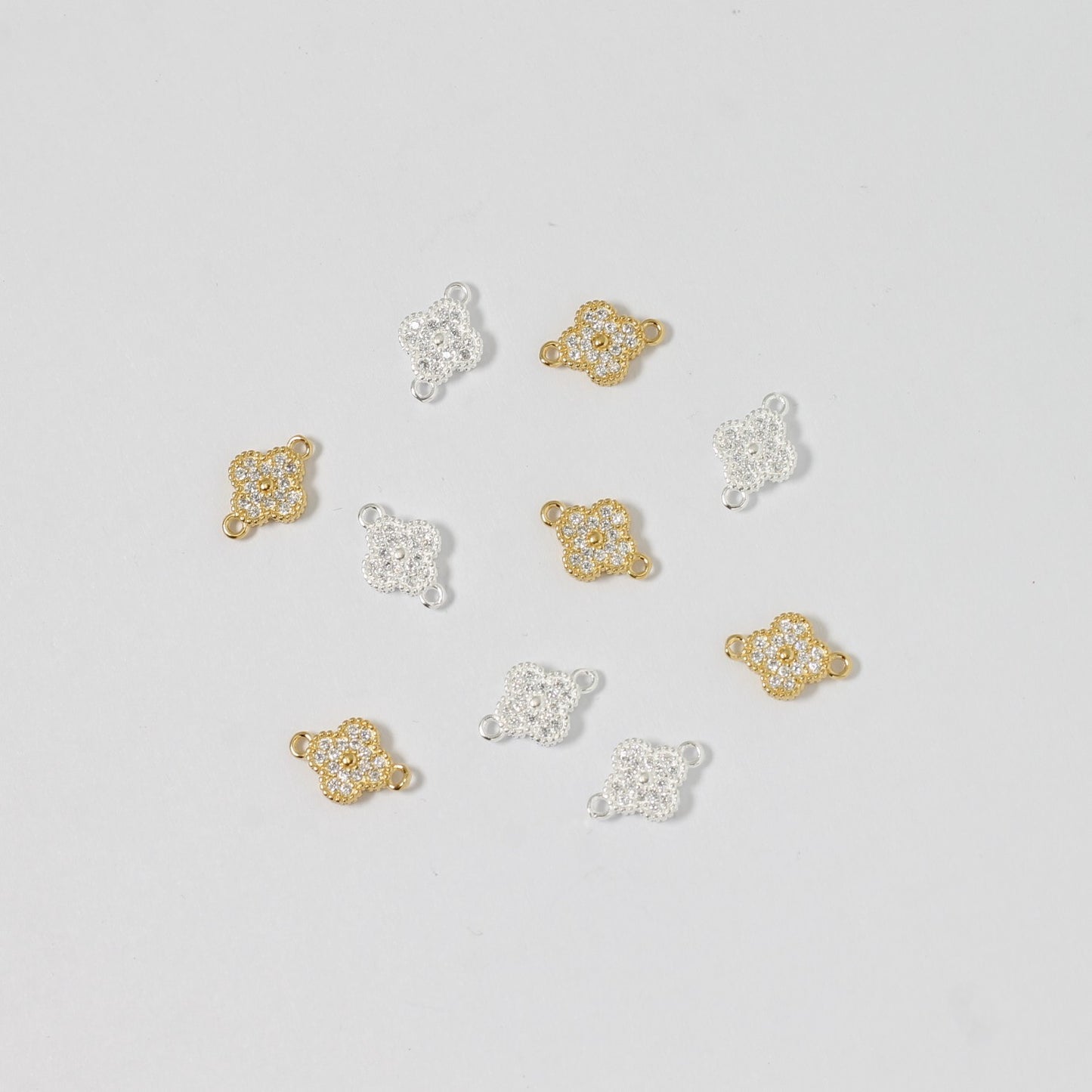 Clover Crystal Connector