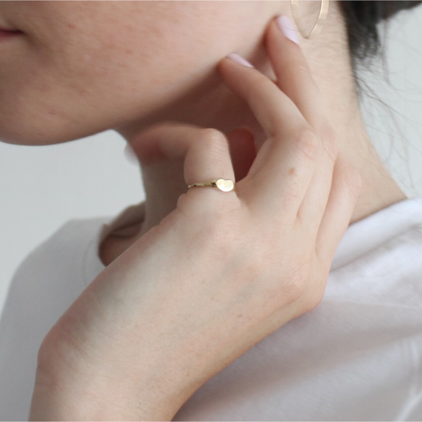 Slim Heart Signet Ring