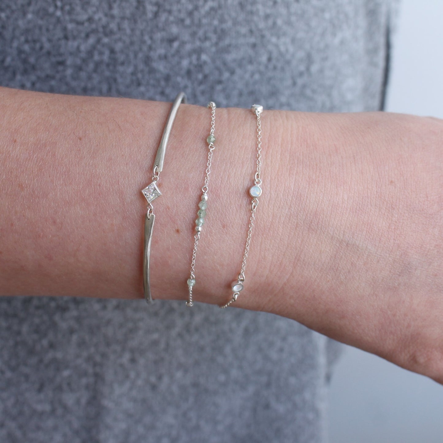 Opal Station Chains