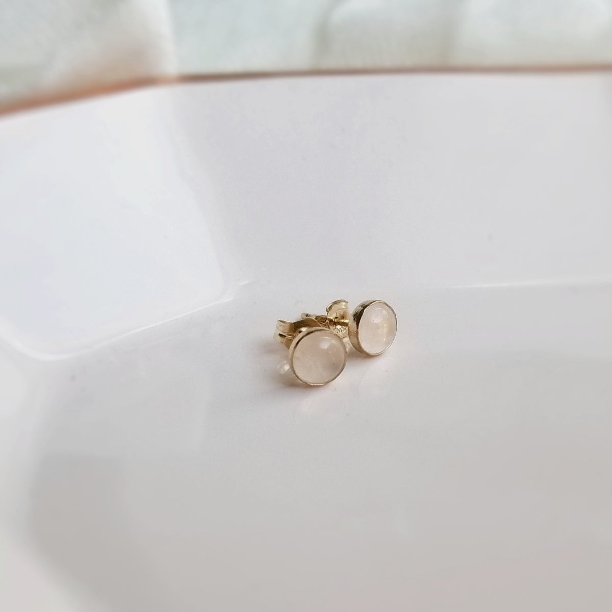 gold rose quartz studs